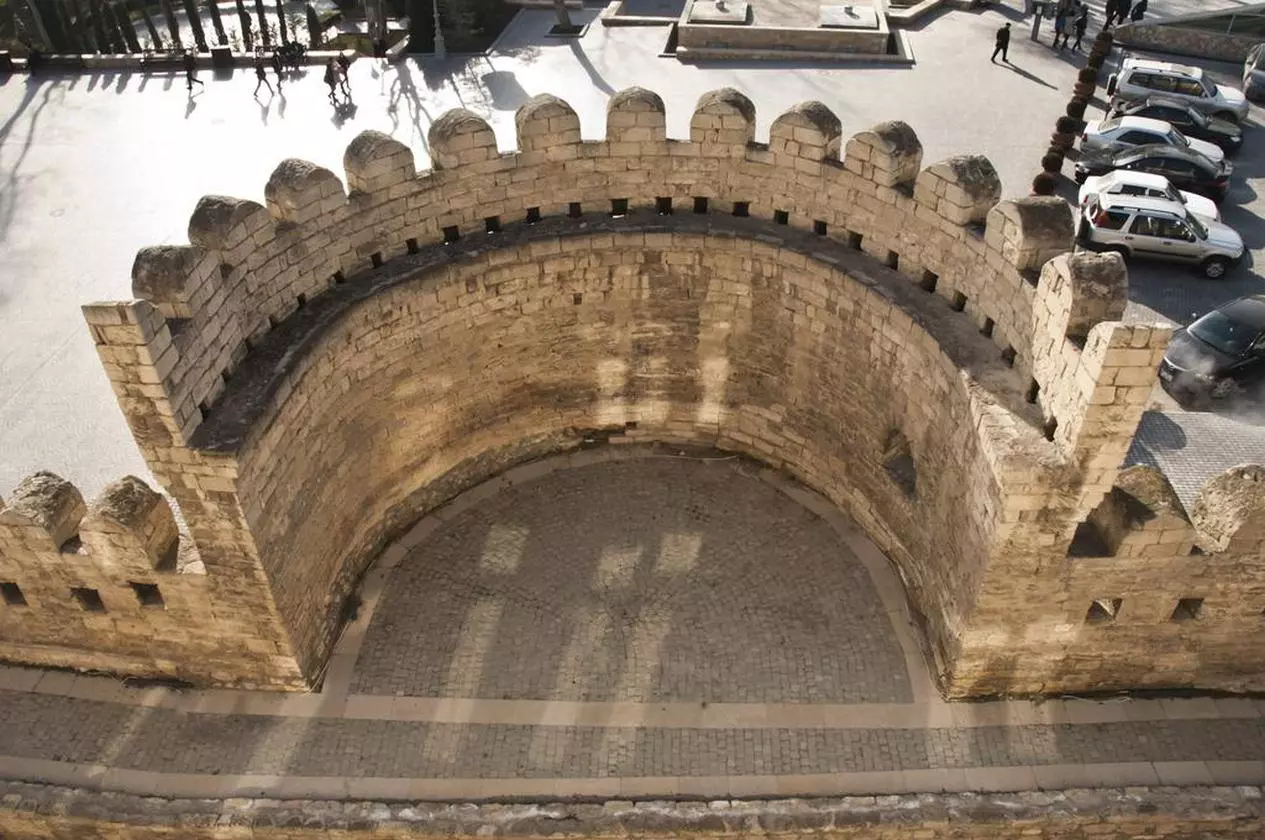 ICHERISHAHIR_SHABAVIZ (14).jpg